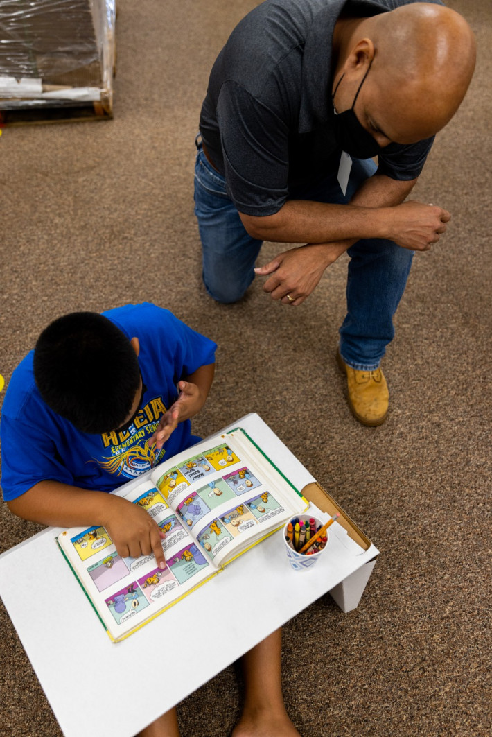 KS delivers 10,000 KeikiDesks to public school haumāna