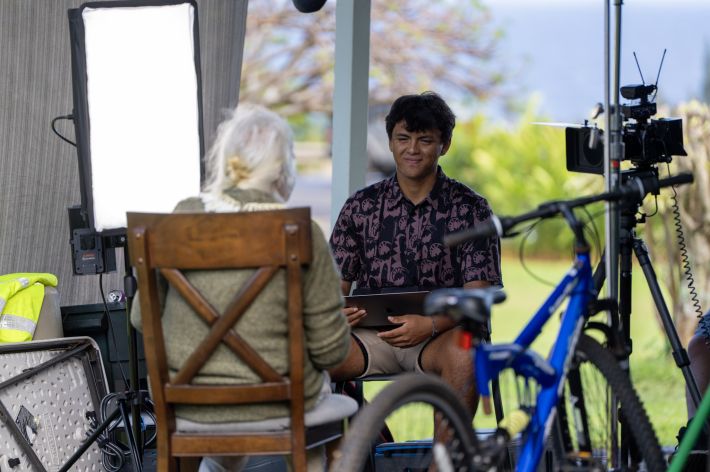 Senior project showcases East Maui at song contest, state conference